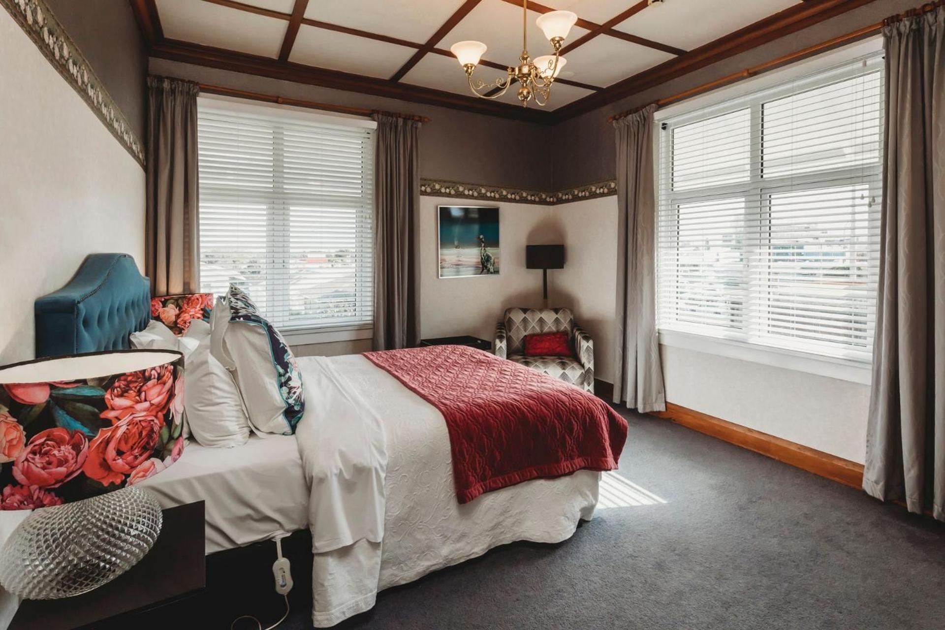 Timata Ora Sleeps 14 Villa New Plymouth Luaran gambar